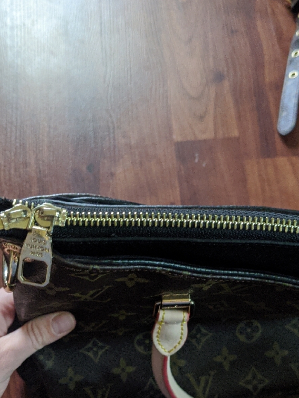 Monogram Brown Women’s Purse - Removable Strap - Picture 3 of 4